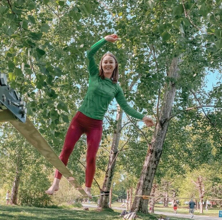 Slackline Sensations: Balance, Fun, and Connection with Nature