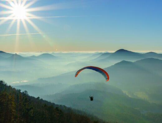 From Fear to Freedom: Lucy's First Paragliding Experience